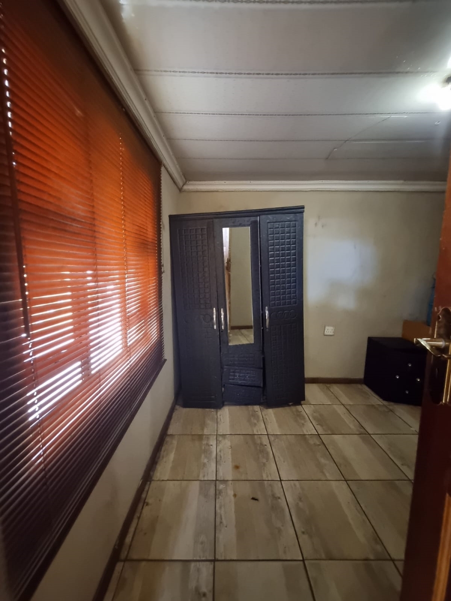 4 Bedroom Property for Sale in Kwa Nobuhle Eastern Cape